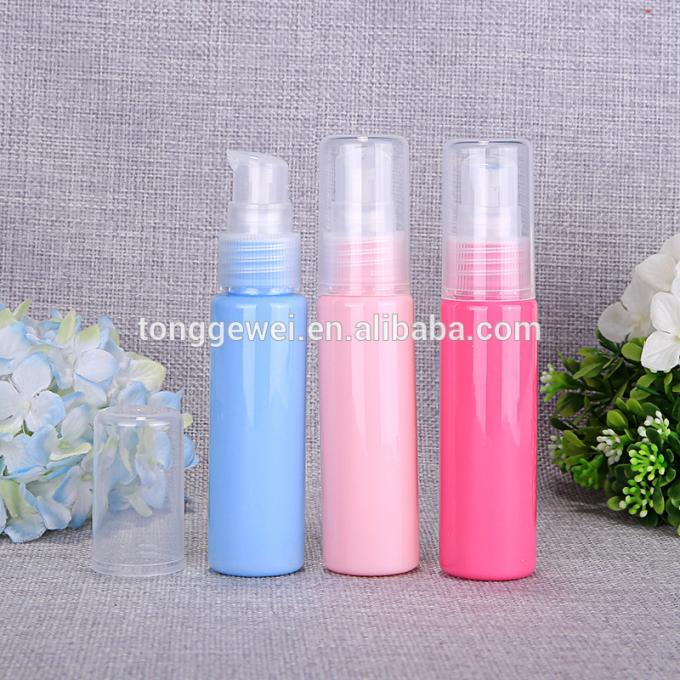 Vente en gros colorée bleue pourpre de bouteille de jet de parfum de rose jaune vert rouge chaud de la vente 30ml 50ml 100ml